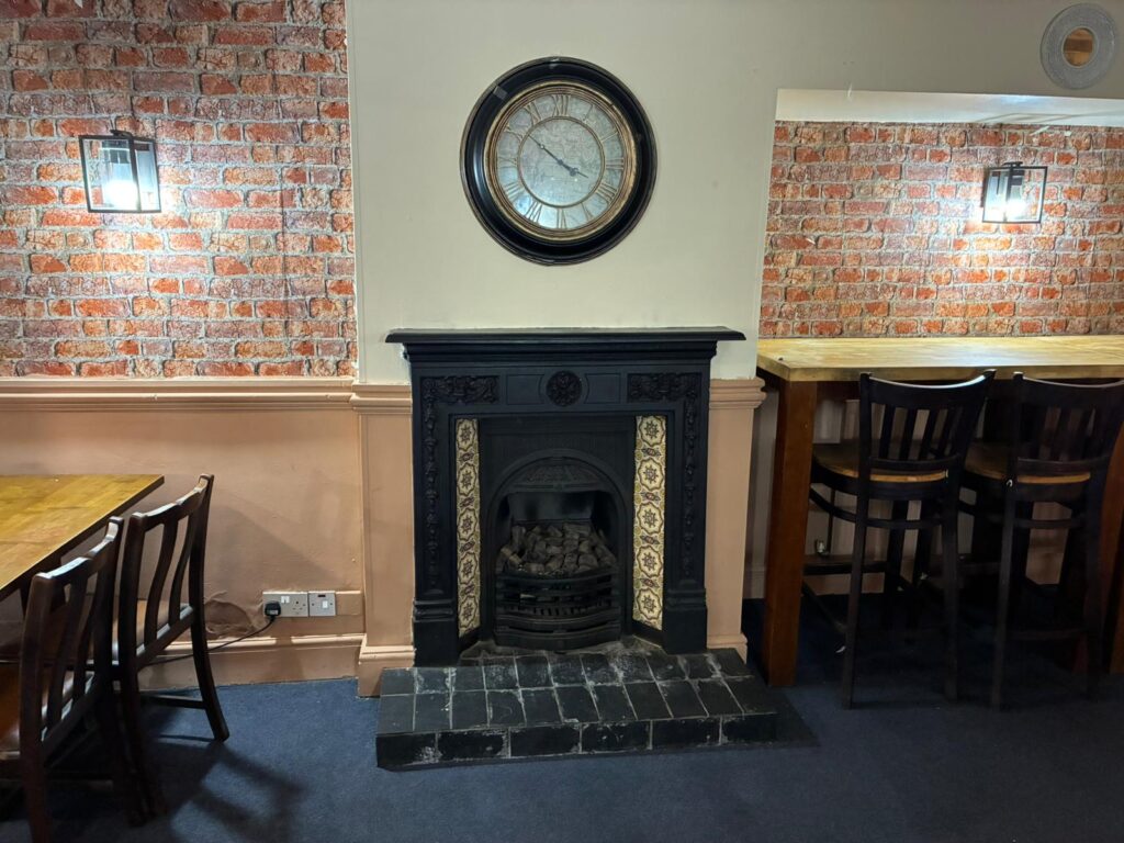 Red Lion, Barwell
