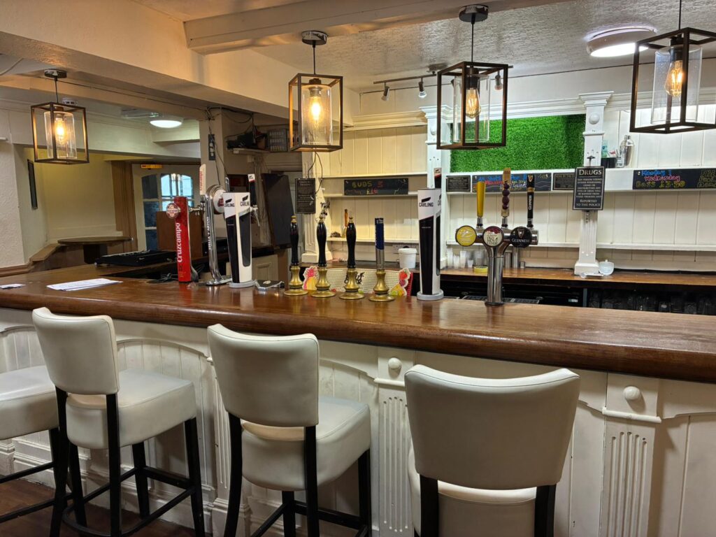 Red Lion, Barwell