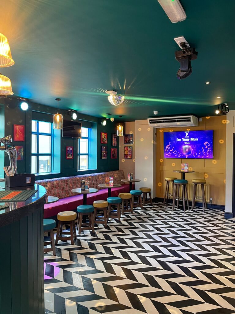 Singing Canary, Newcastle Upon Tyne