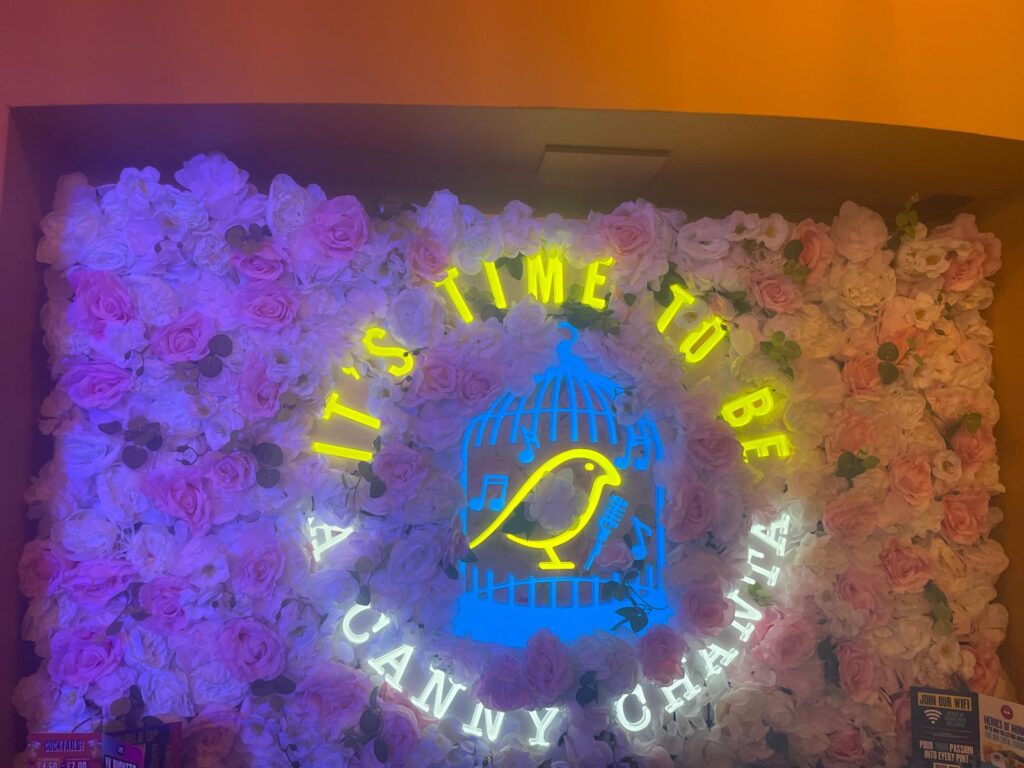 Singing Canary, Newcastle Upon Tyne