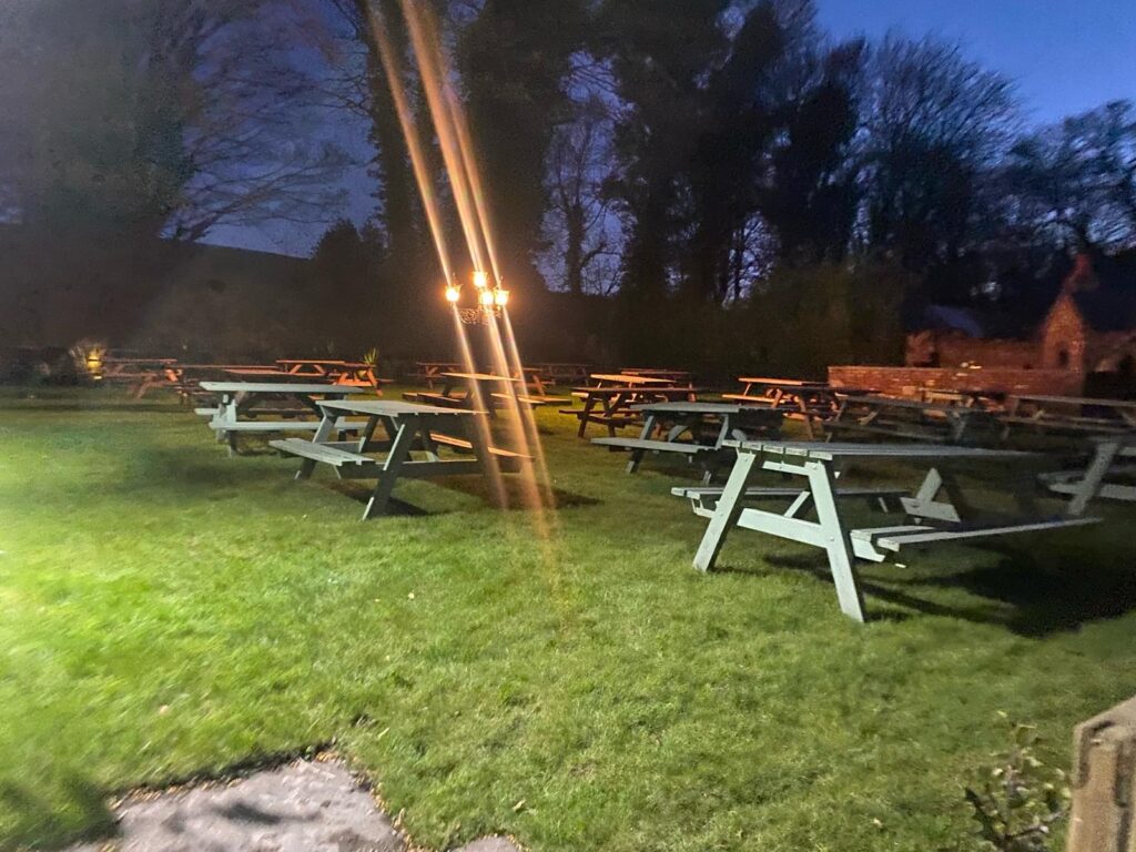 Holly Bush Inn, Salt