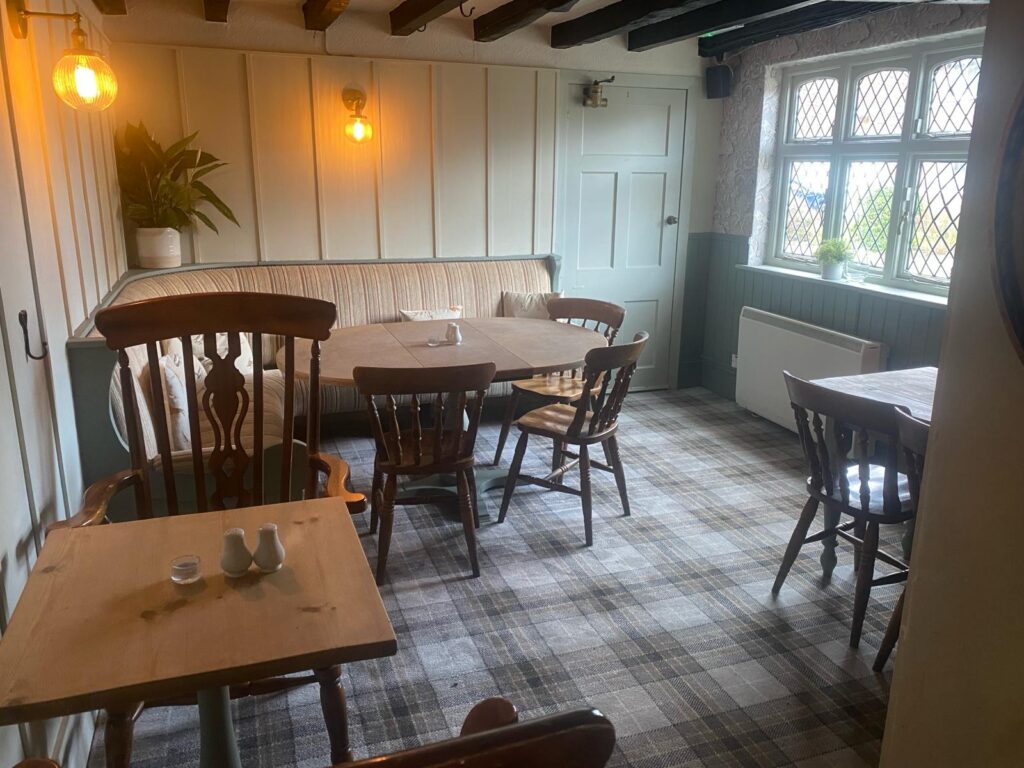 Holly Bush Inn, Salt