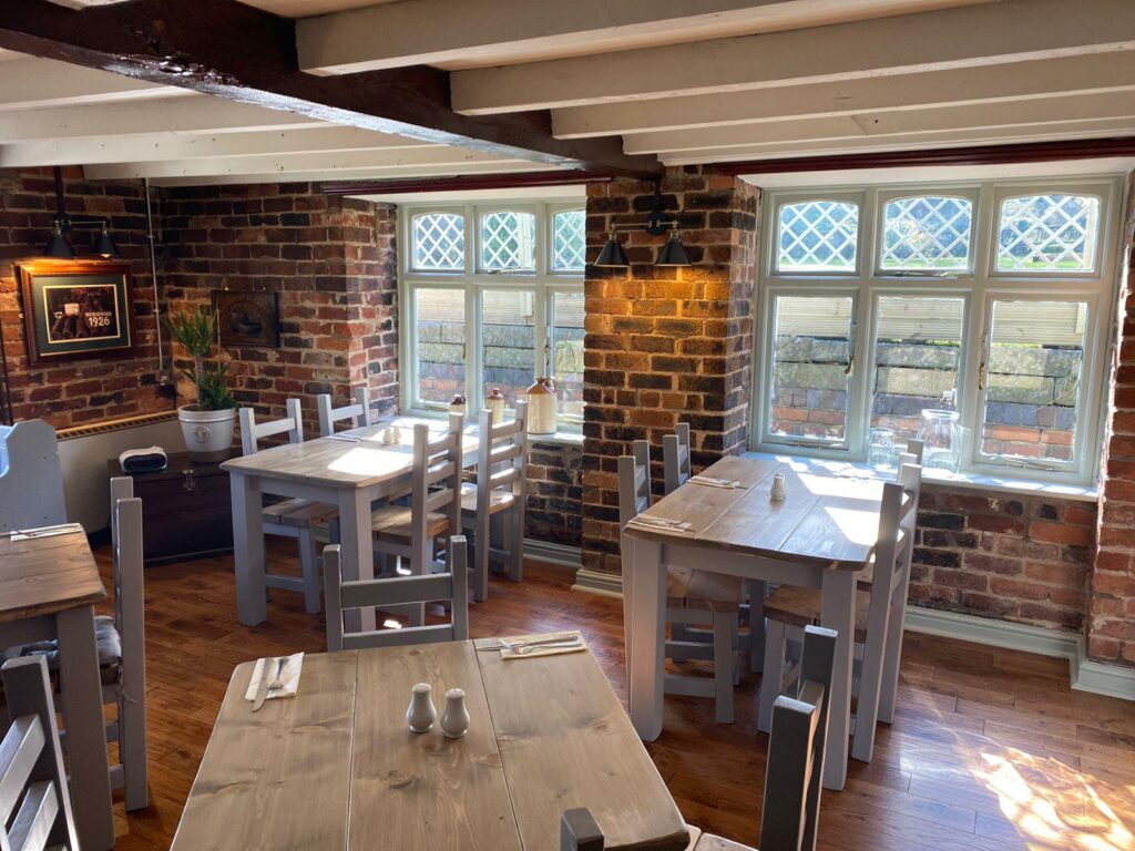 Holly Bush Inn, Salt