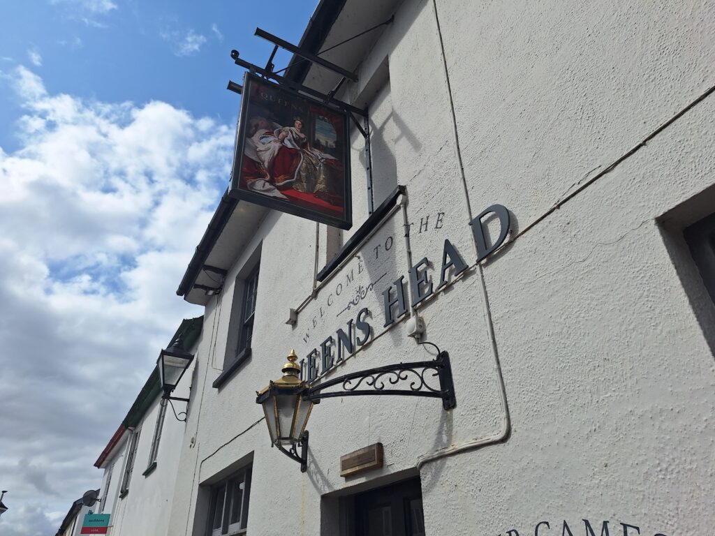 Queens Head, Tiverton