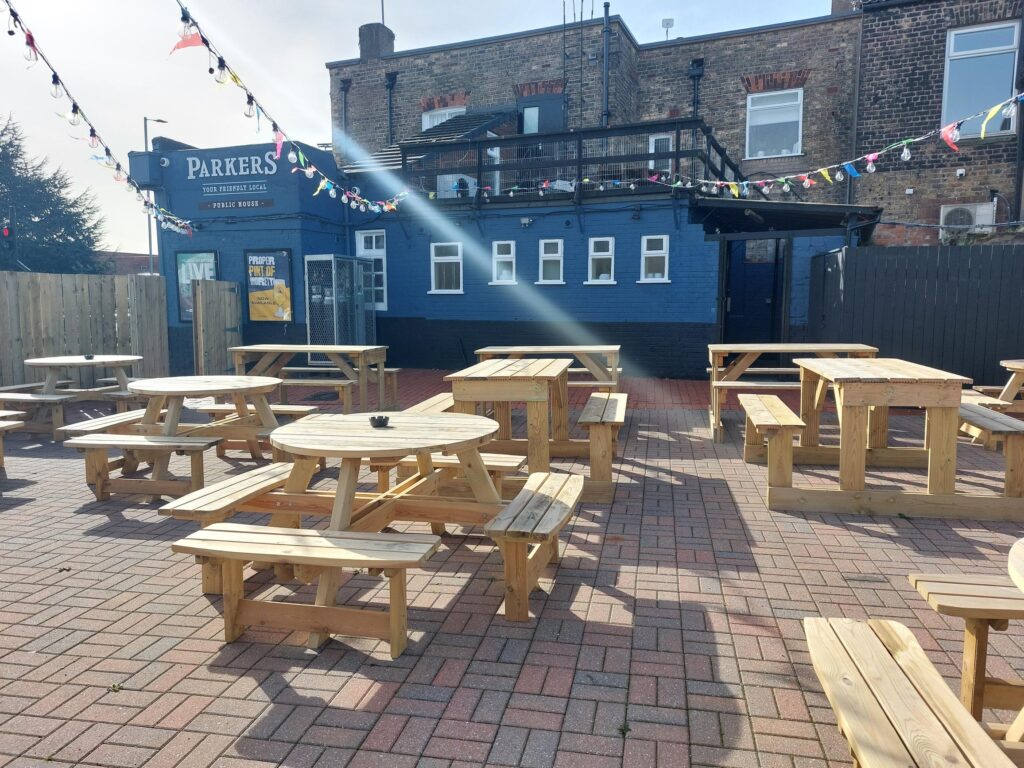 Parkers, Hull