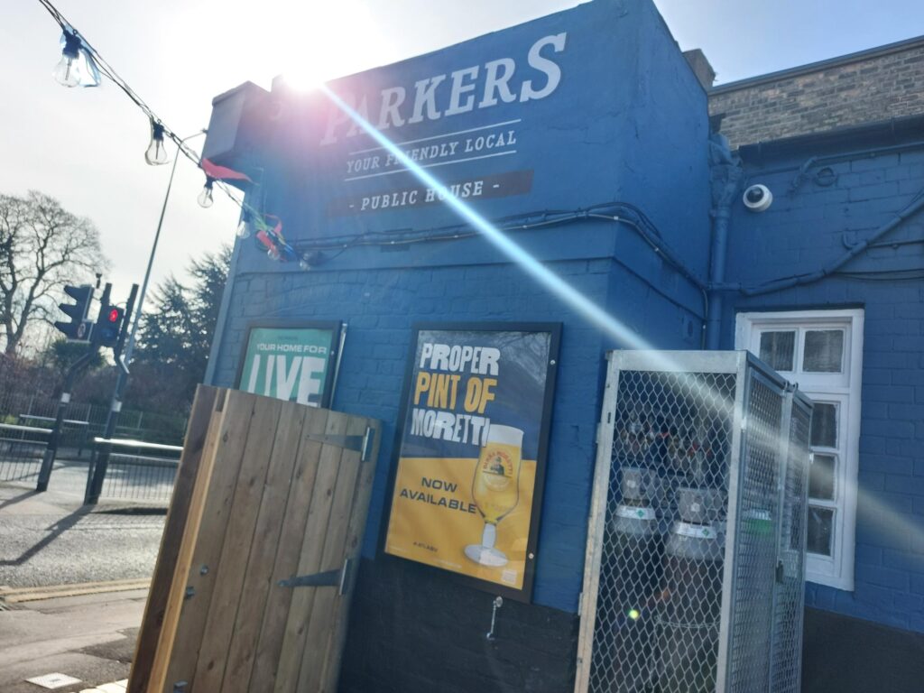 Parkers, Hull