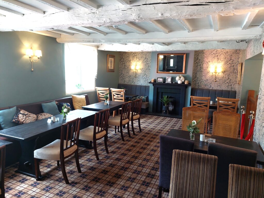 Royal Oak, Kings Bromley