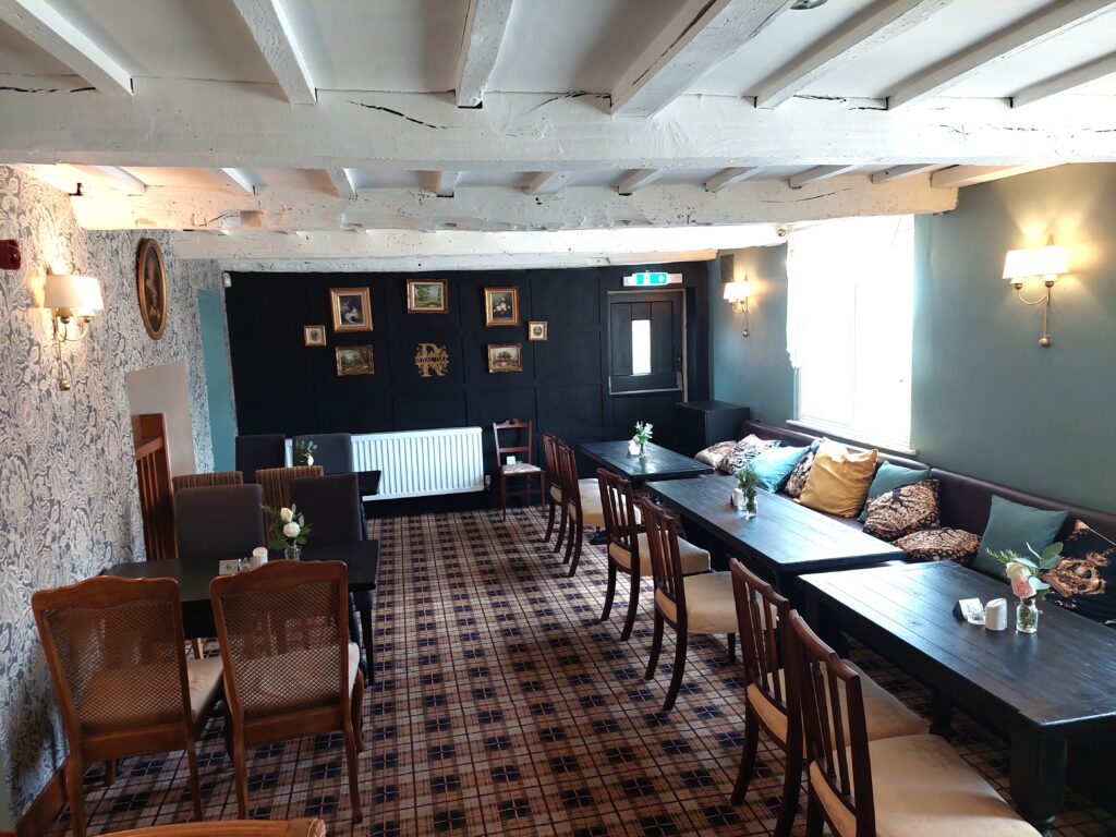 Royal Oak, Kings Bromley