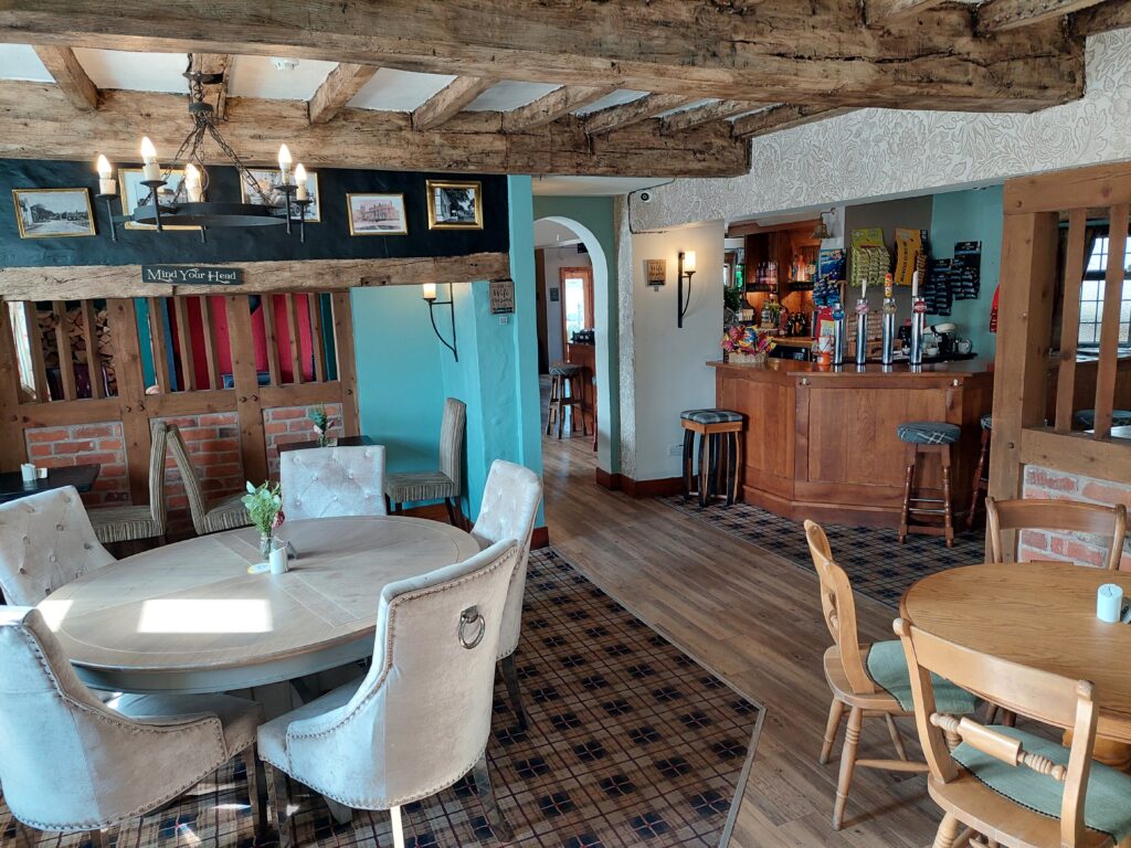 Royal Oak, Kings Bromley
