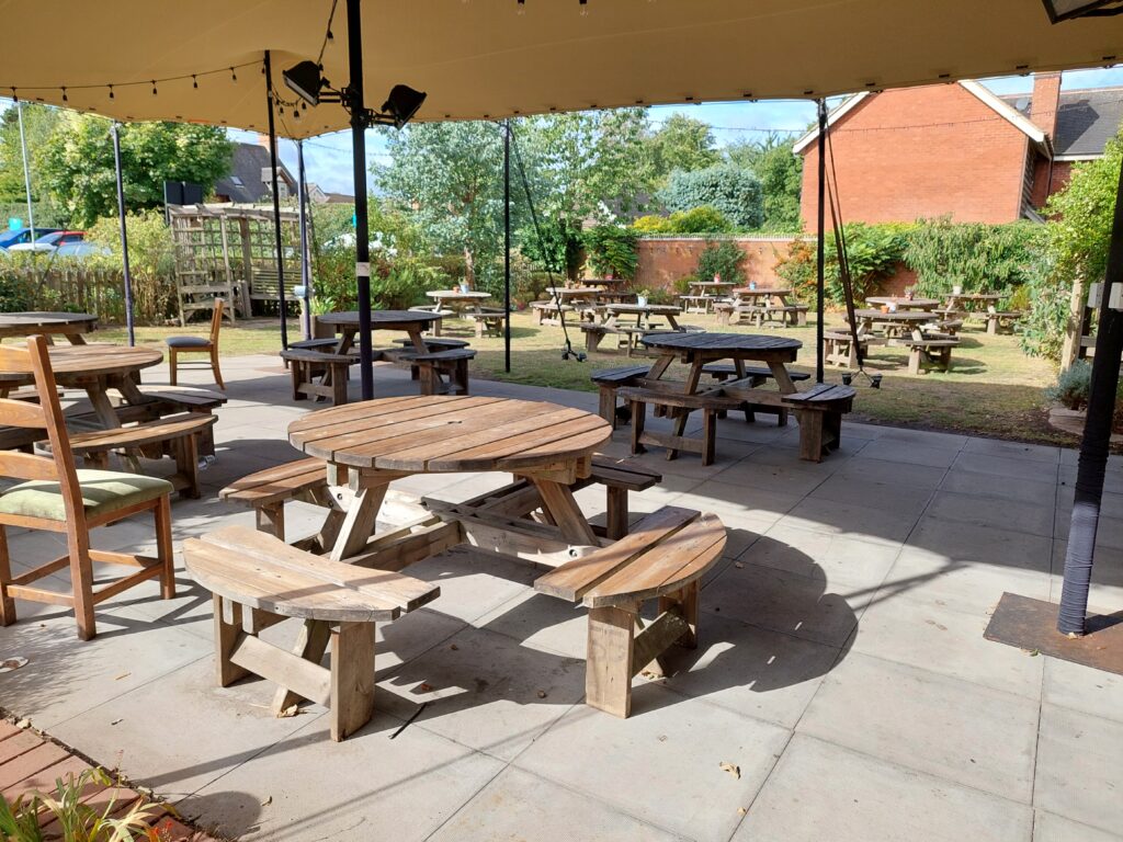 Royal Oak, Kings Bromley