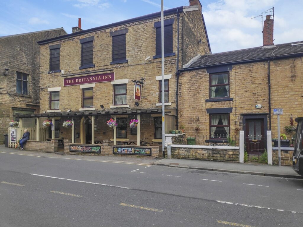 Britannia Inn, Mossley