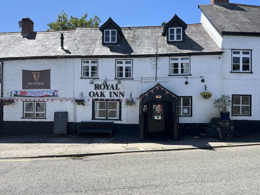 Royal Oak, Kington