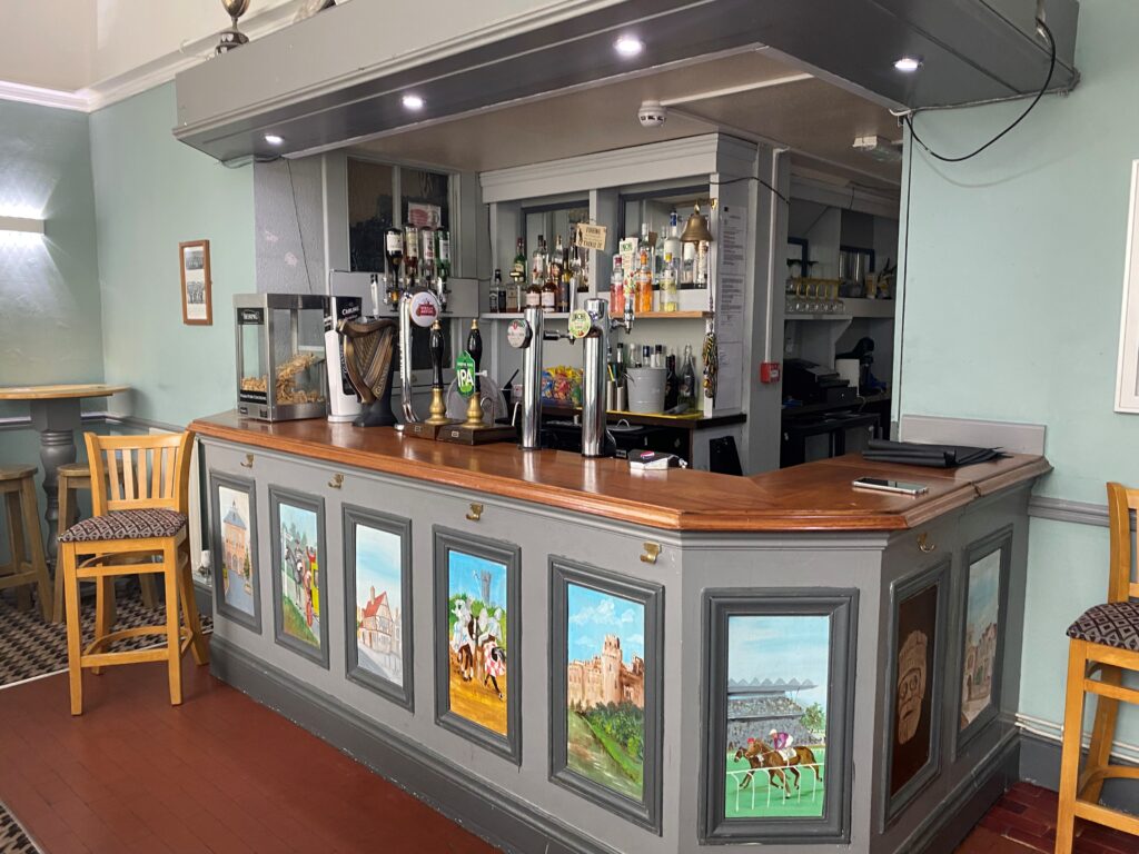 Antelope Inn, Warwick