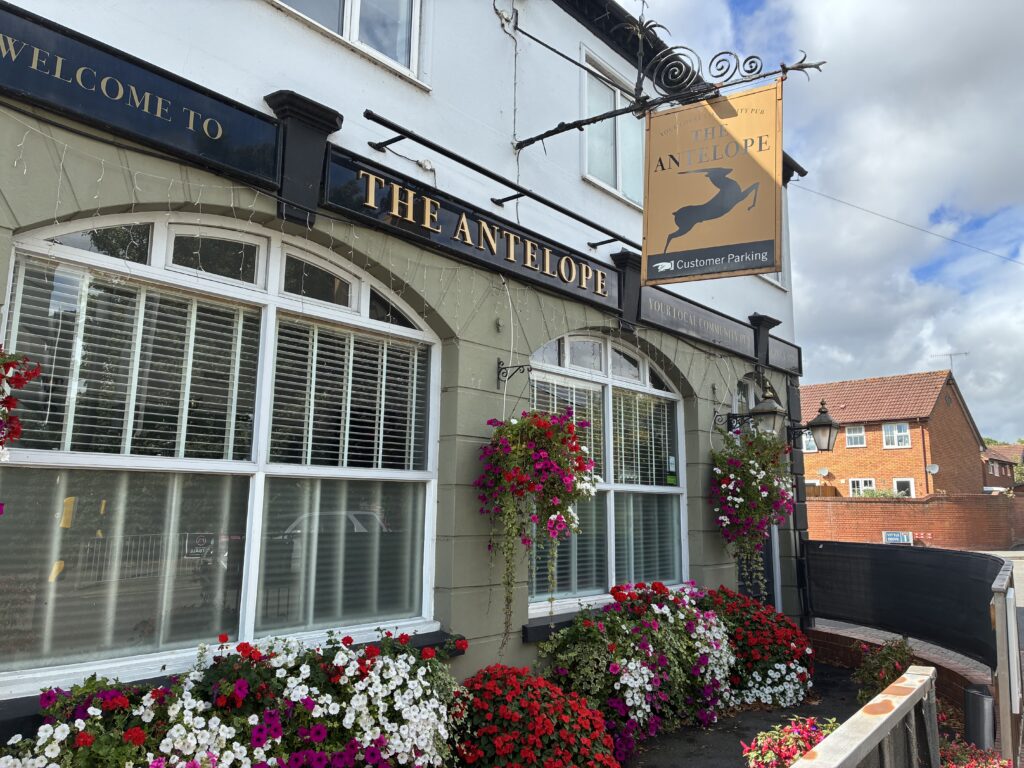 Antelope Inn, Warwick