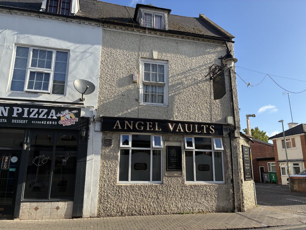 Angel Vaults, Evesham