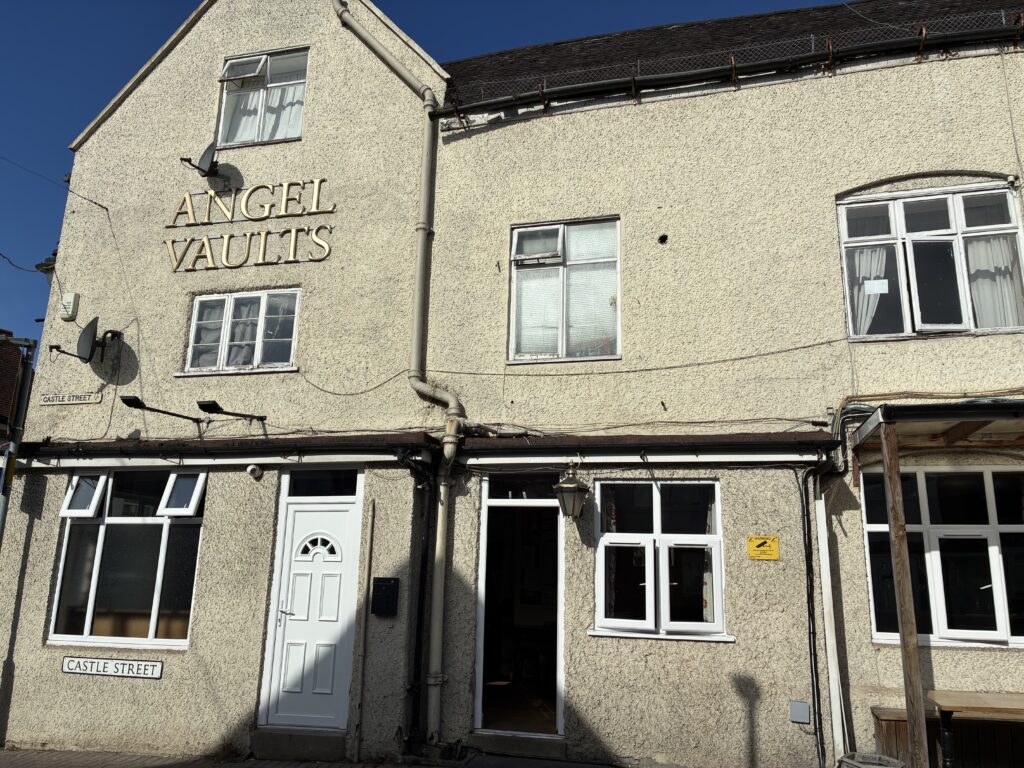 Angel Vaults, Evesham