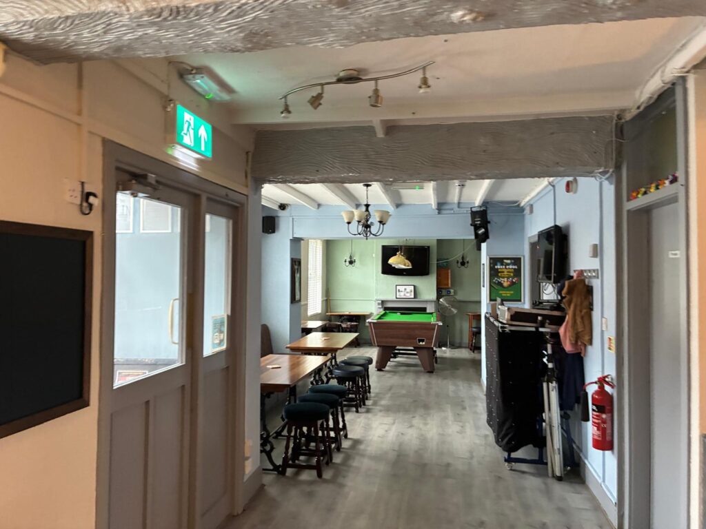 Crown Inn, Somercotes