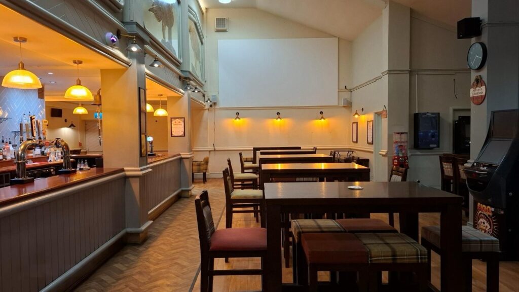 Eagle, Milton Keynes