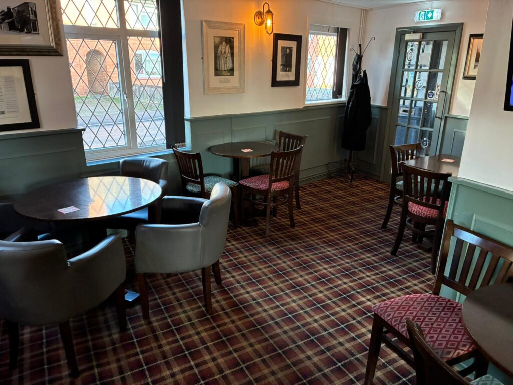 Needlemakers Arms, Studley