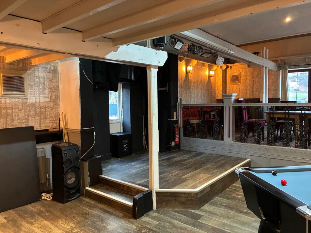 Ox & Plough, Washington