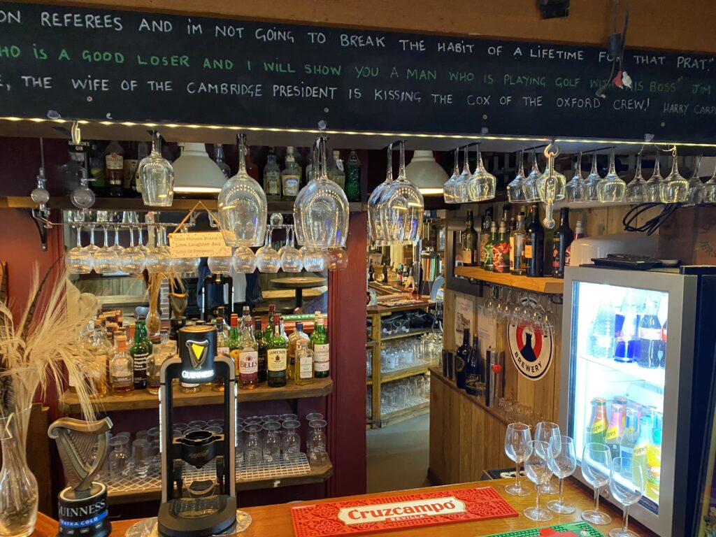 Black Lion, High Roding