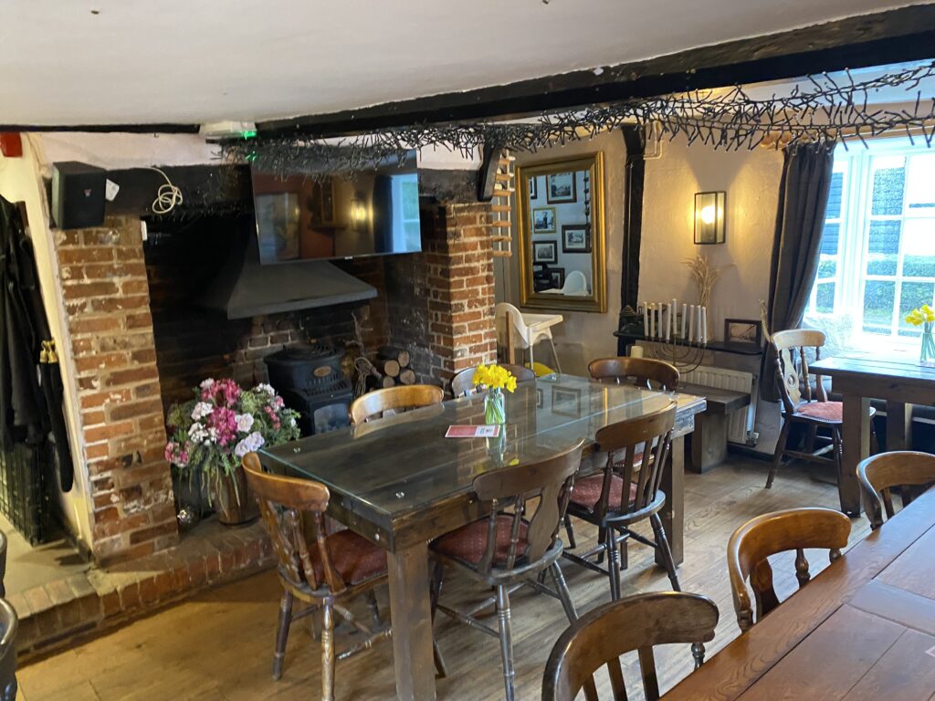 Black Lion, High Roding