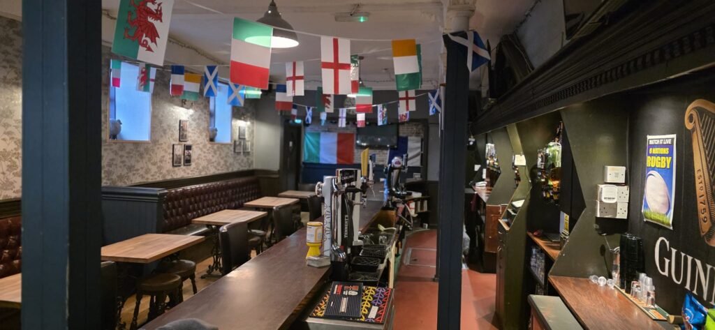 Pig & Whistle, Glasgow