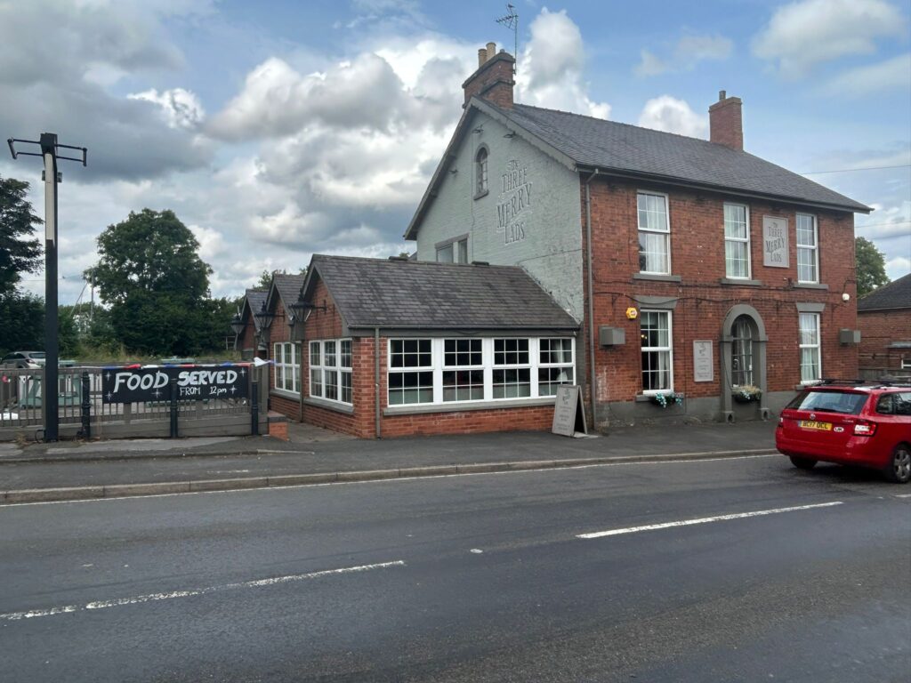 Three Merry Lads, Cutthorpe