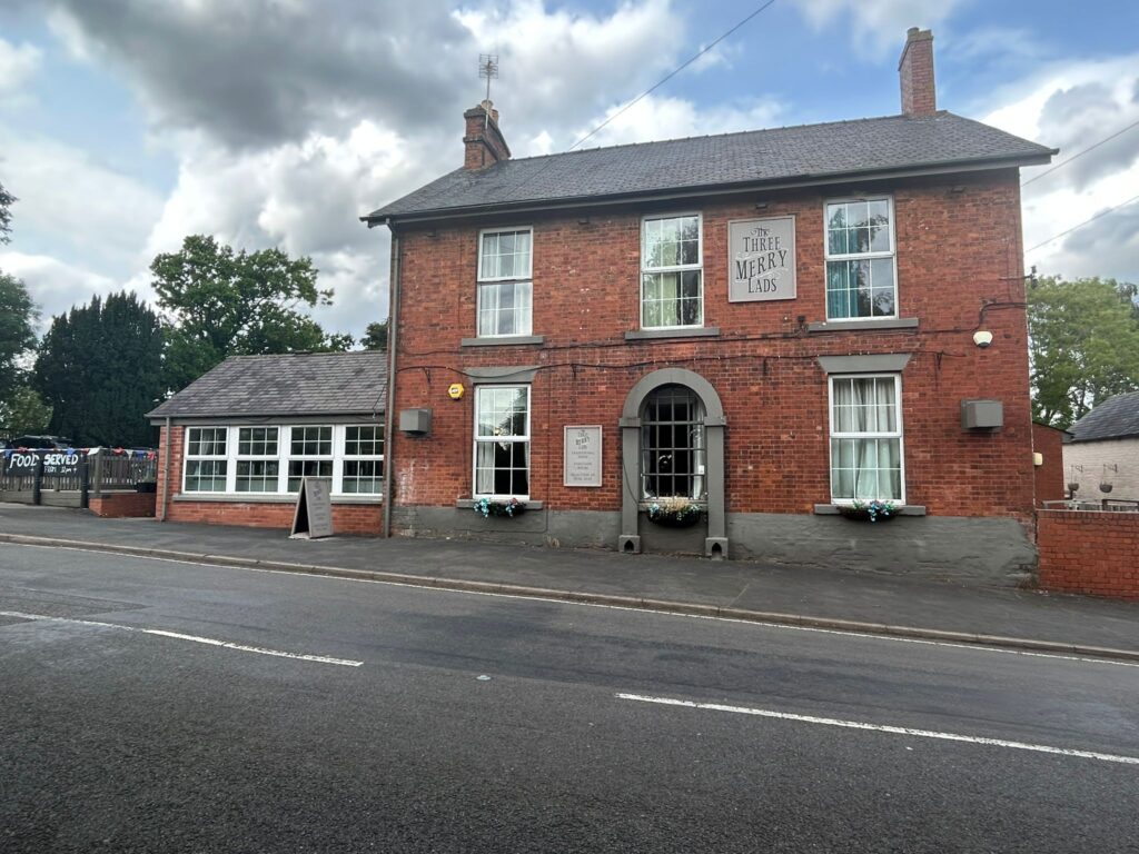 Three Merry Lads, Cutthorpe