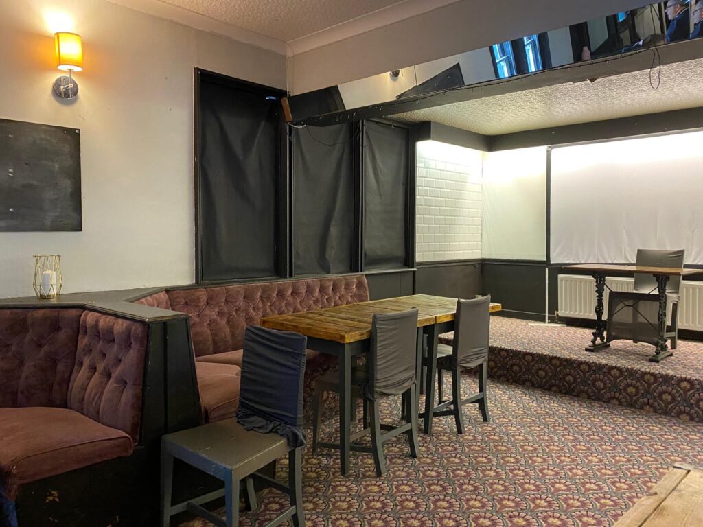 Muirhead Inn, Glasgow