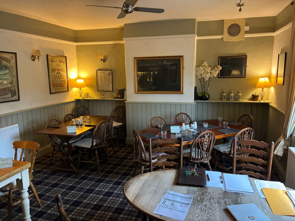 Royal Oak, Long Bennington