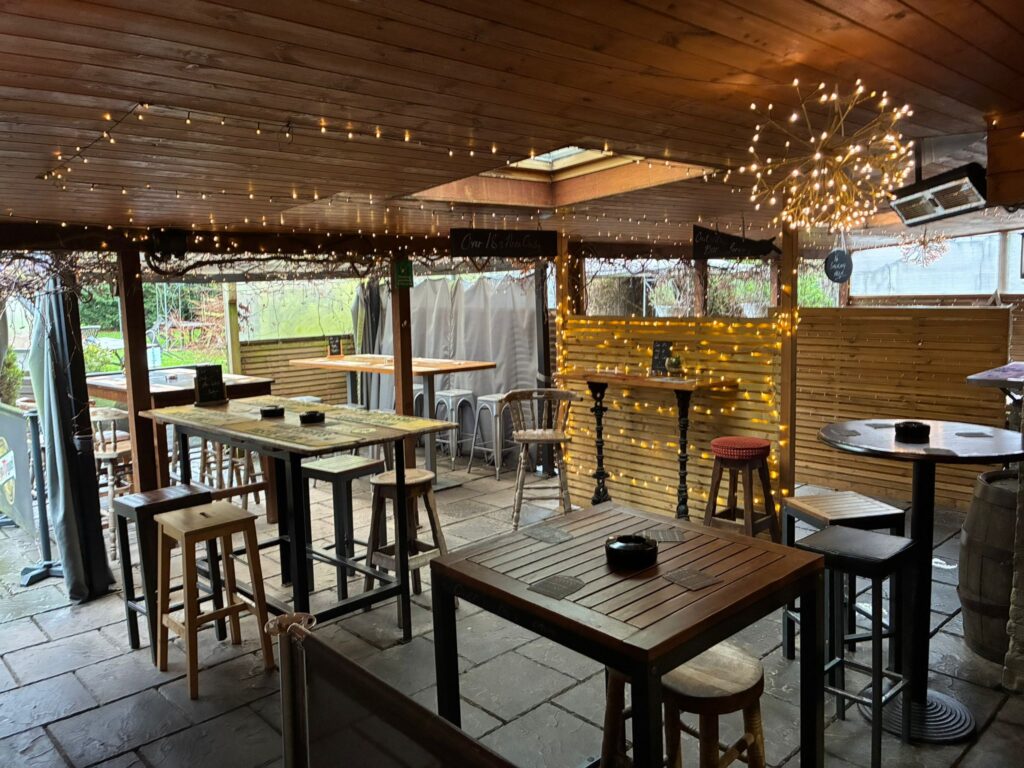 Royal Oak, Long Bennington