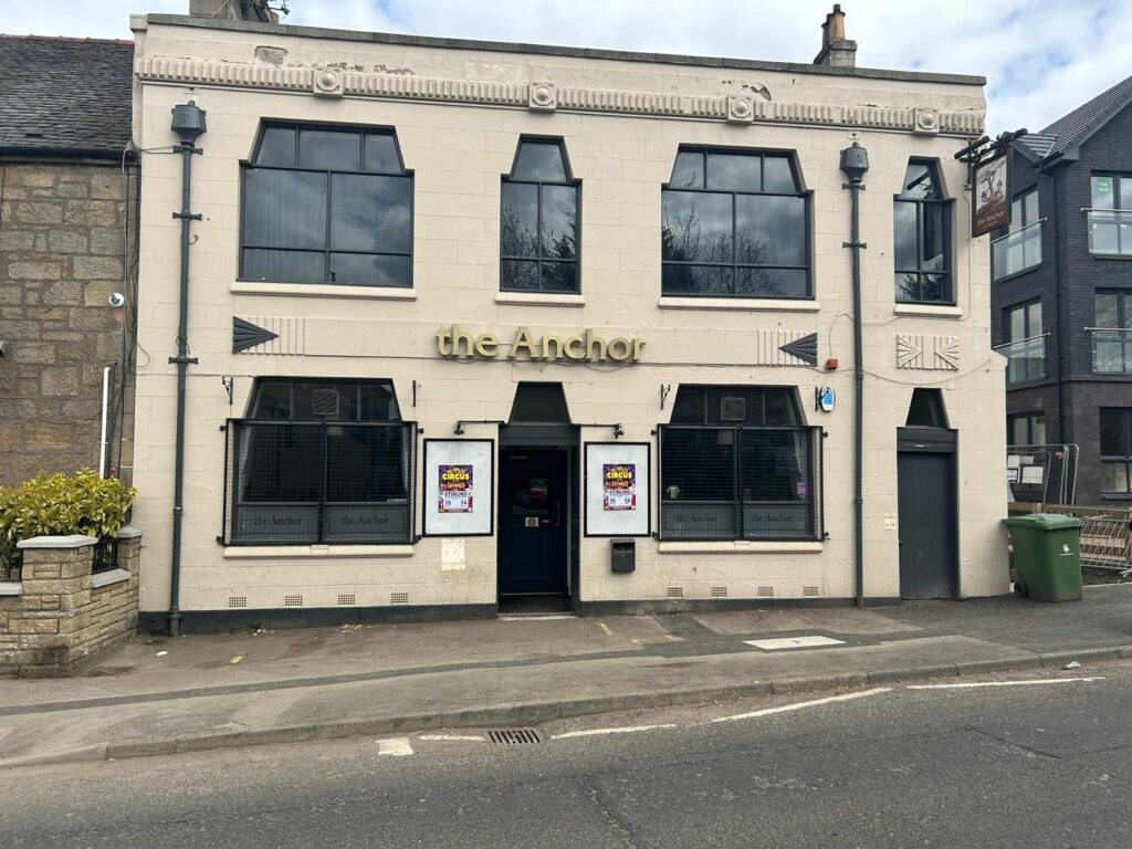 Anchor Bar, Stirling