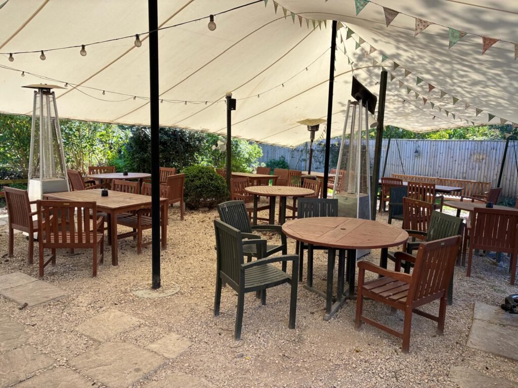 Carpenters Arms, Fulbrook