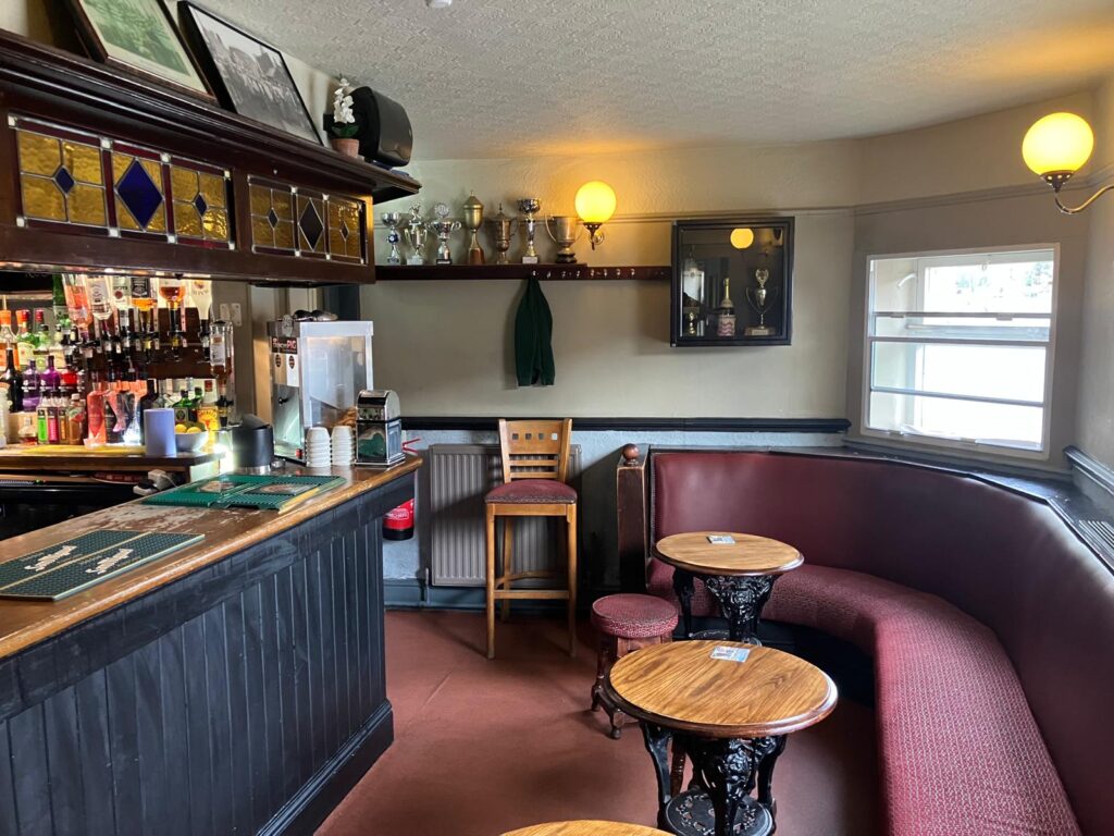 Bay Mare, Bolton