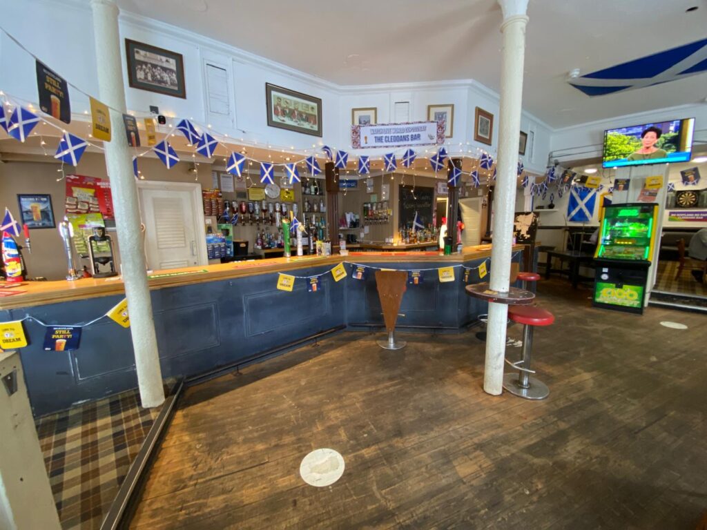 Cleddans Bar, Clydebank