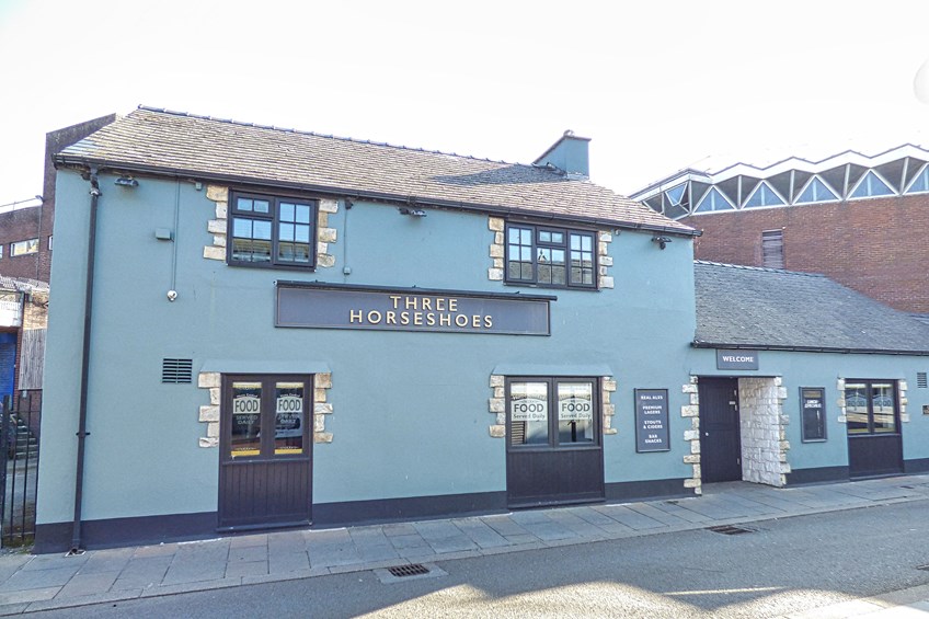 Three Horseshoes Bridgend