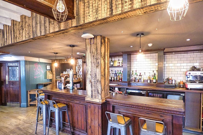 White Lion Bingham