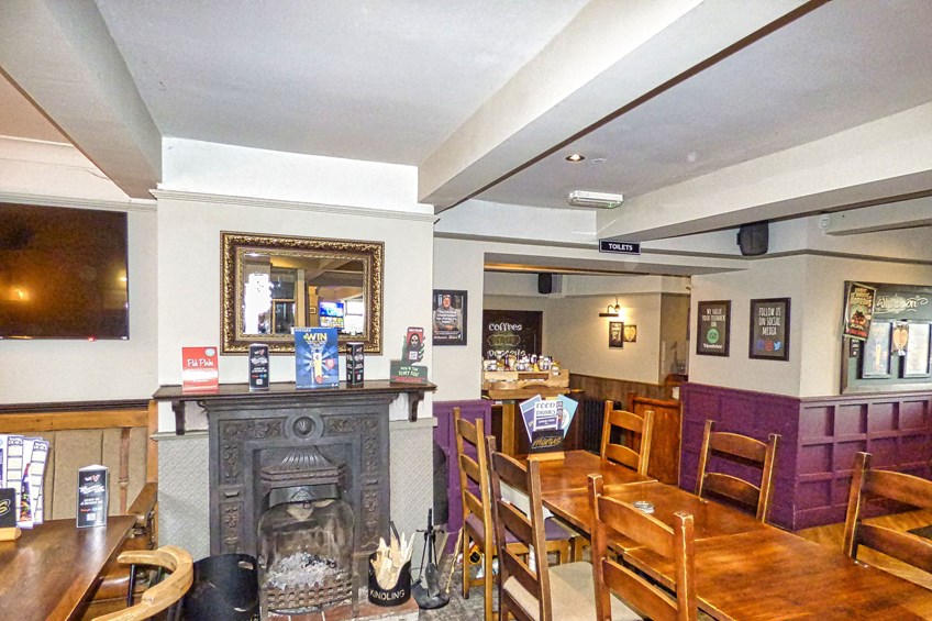 White Horse Hotel Edgeworth