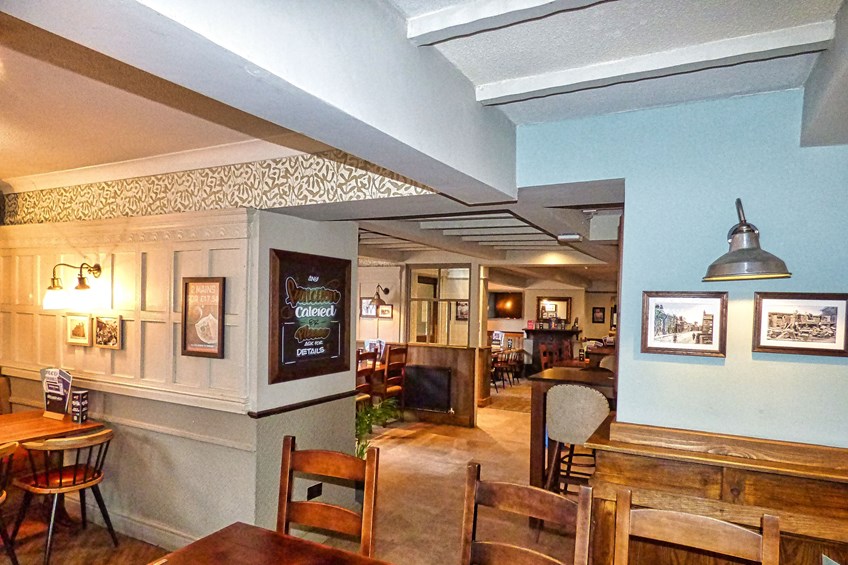 White Horse Hotel Edgeworth