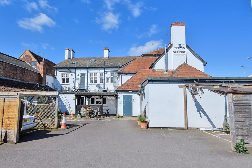 Crown & Sceptre Taunton