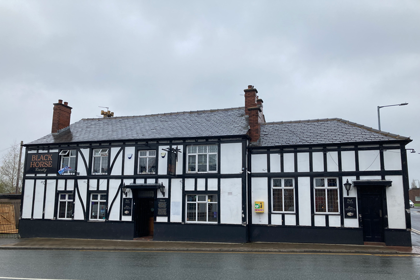 Black Horse Kearsley