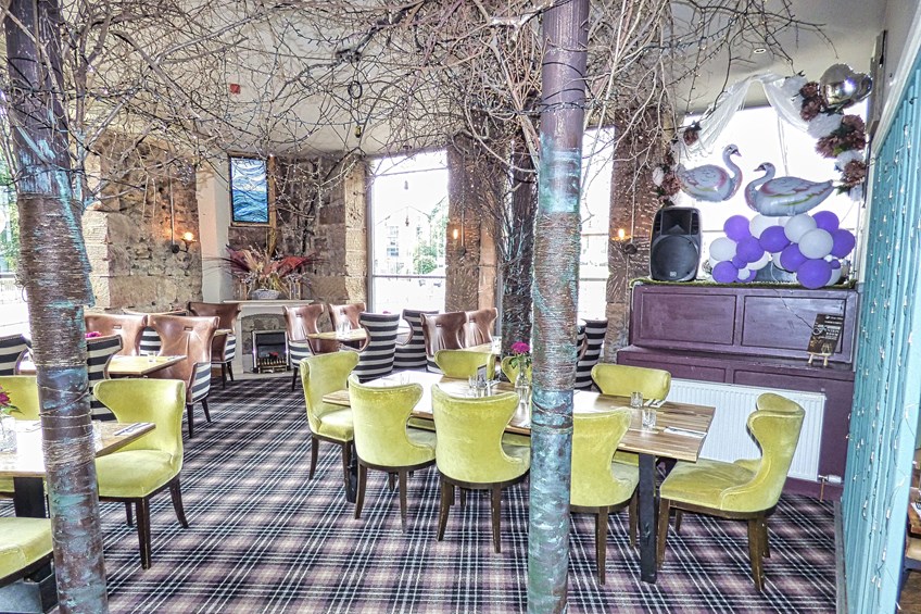 Eala Bhan Glasgow