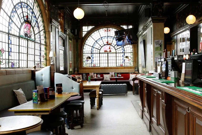 Rose Villa Tavern