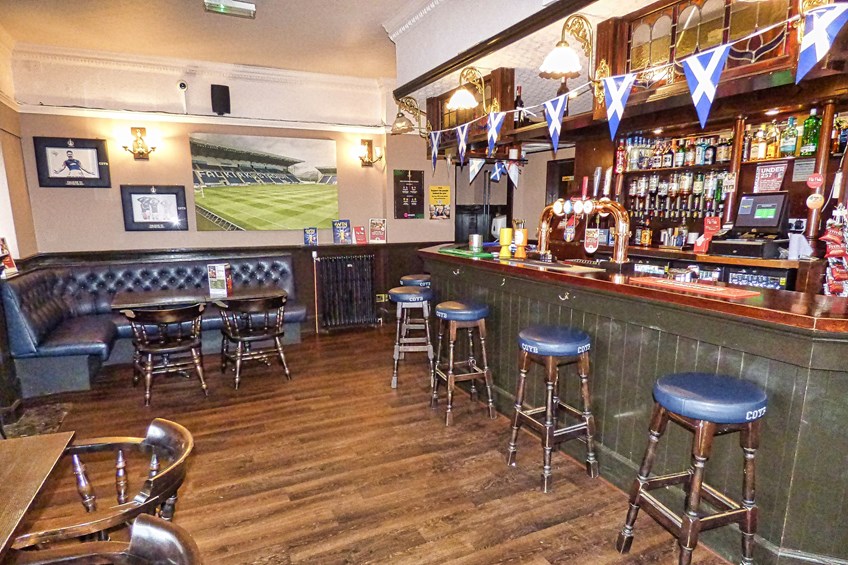 Tam Bain Tavern Laurieston