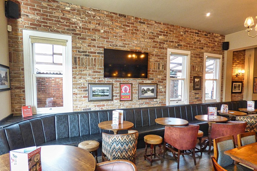 White Lion Stockingford
