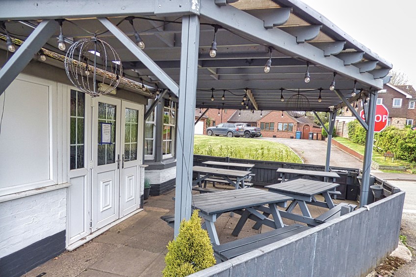 White Lion Harlaston