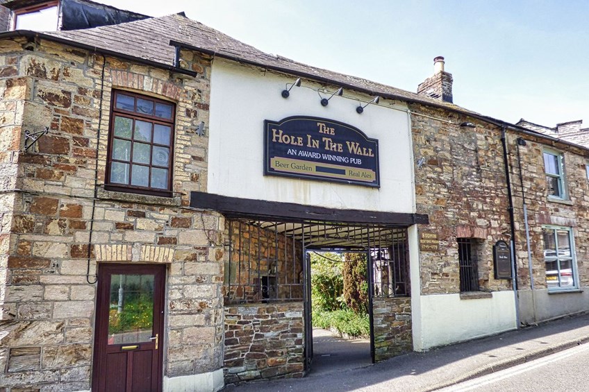 Hole In The Wall Bodmin